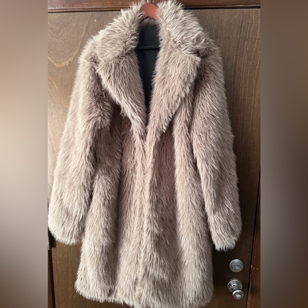 Mens 46R taupe colored shag faux fur overcoat